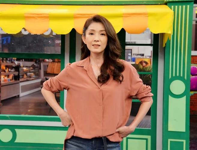 叶全真分享拍戏甘苦谈。（卫视中文台提供）