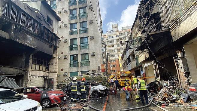 台中市东海商圈民宅气爆，造成4死1伤，现场一片狼藉。（资料照片／陈淑芬台中传真）