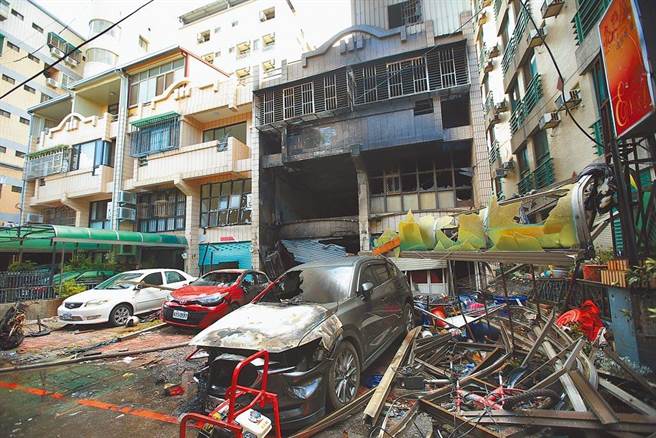 台中市东海商圈民宅气爆，造成4死1伤，现场一片狼藉。（资料照片／陈淑芬台中传真）
