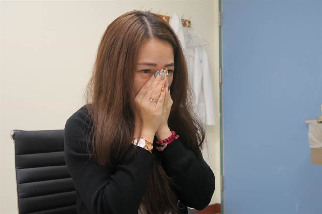 入冬因呼吸道不适，到中医就诊的病人明显变多，以鼻过敏，气喘，感冒等最为常见。（吴建辉摄）