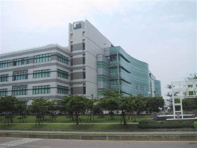 广达集团一名女员工确诊，打破台湾253天本土零确诊纪录，引发恐慌。(图／资料照)