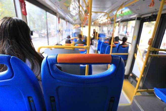 「这班车开到台北」 台中公车司机竟恶意唬烂智障高中生（示意图与本文无关／达志影像）