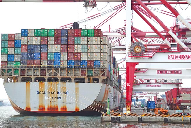 经济部统计处昨公布11月外销订单达577.8亿美元，创下歷年单月新高，年增29.7％，更为2010年6月以来最大增幅。（中央社资料照片）