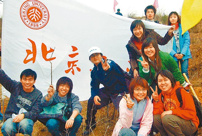 近来舆论对大陆大学教育无用的批评越来越多。（新华社资料照片）