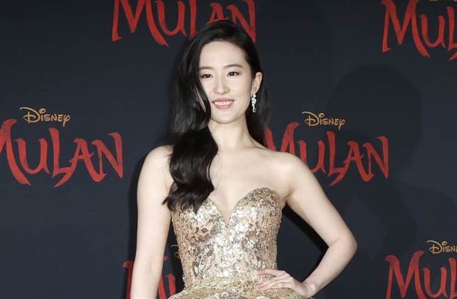 刘亦菲气质空灵、形象清纯，她还因此拥「神仙姐姐」的美名。（图／达志影像）