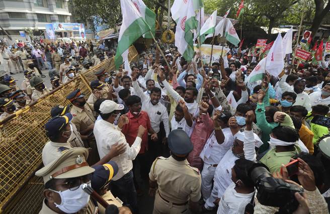 印度农民抗议已经持续快1个月。(美联社)