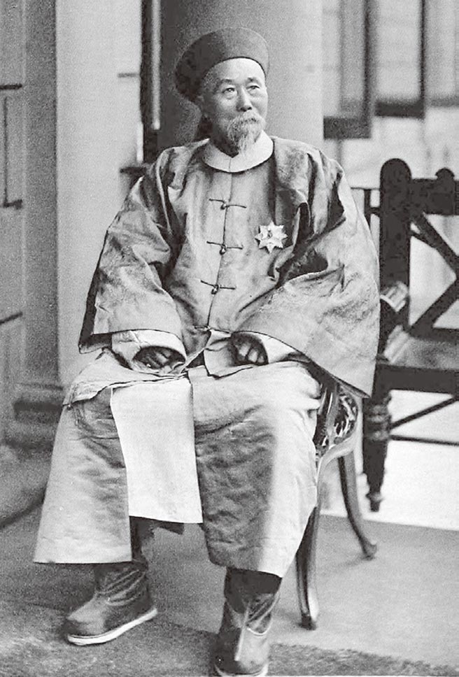 坐镇北洋的李鸿章。（时报出版提供）