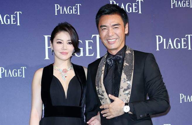 锺镇涛2014年和范姜素贞在峇里岛补办婚礼。（图／中时资料照片）