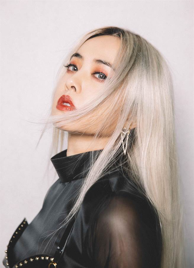 Jolin与小宇再度合作。（华纳提供）