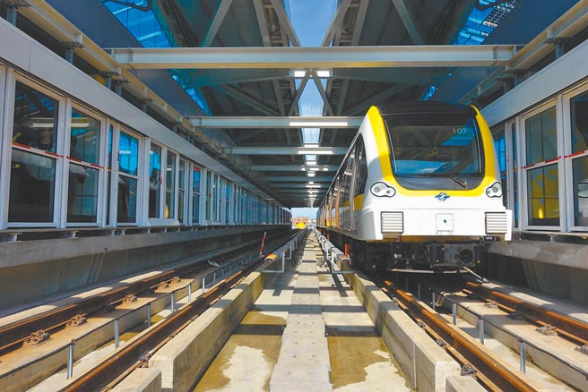 新北全面检视捷运联结器轴心，目前没有异常。图为环状线。（新北捷运局提供／叶德正新北传真）