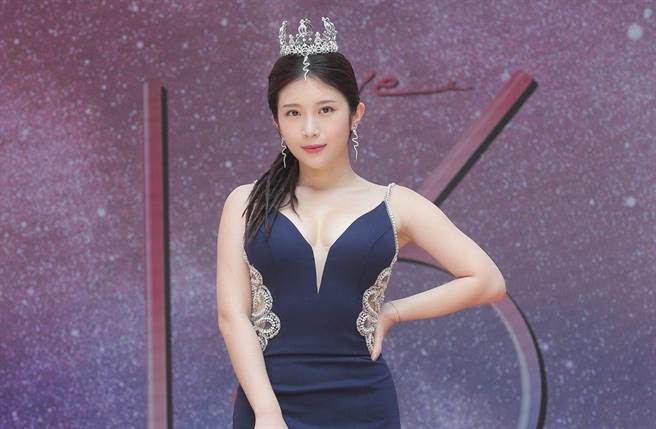 鸡排妹近来杠上昔日帮她动手术的医美诊所。（图／中时资料照）