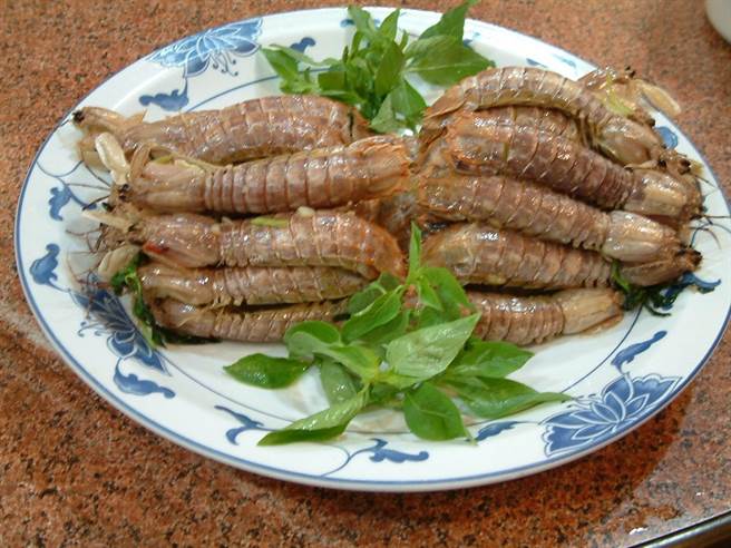 畅游马祖可大啖鲜甜的海鲜。（马管处提供／叶书宏连江传真）