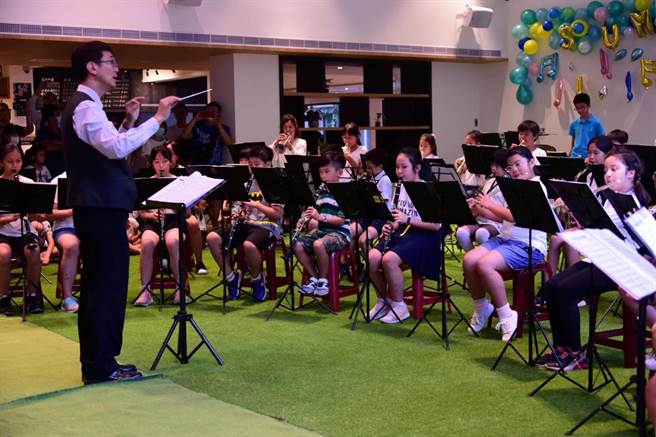 新北市学生音乐比赛成绩揭晓，新北市光復国小管乐团拿下特优成绩，取得全国赛门票。（光復国小提供）