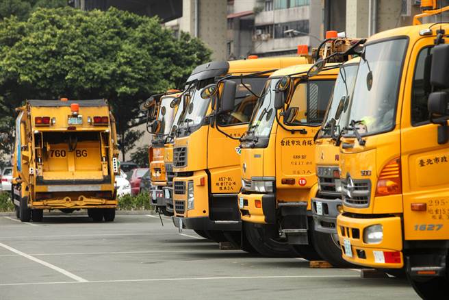 垃圾车示意图，与本文无关。（图／本报资料照片、唐绍航摄）