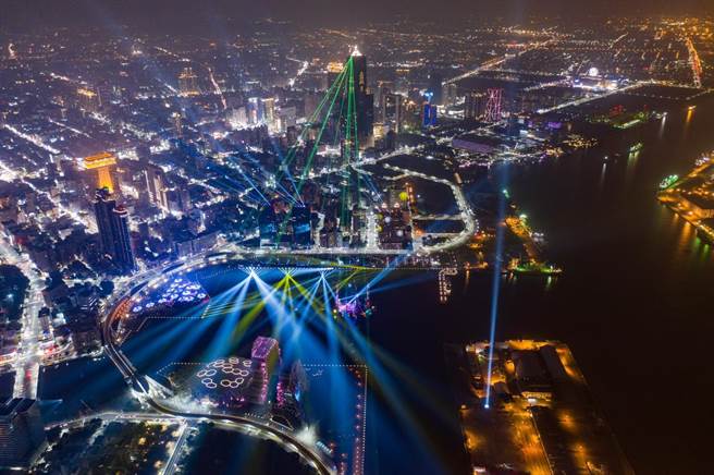 高雄跨百年启航首发。(图/高雄市政府提供)