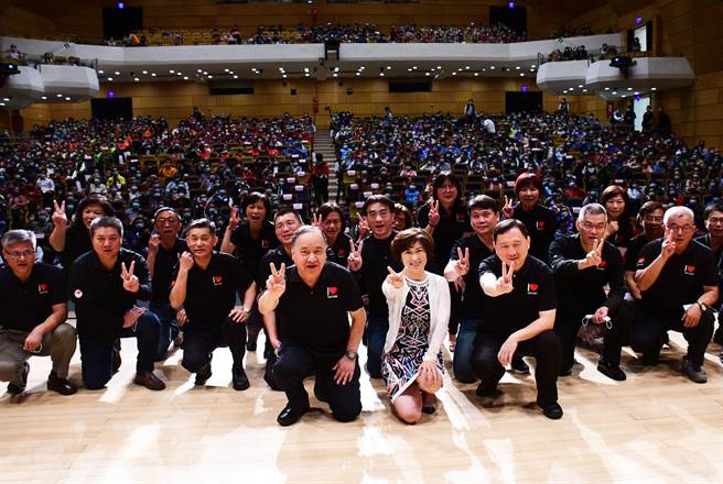 台东县长饶庆铃就职满2年，26日举行县政分享暨嘉年华会 。（庄哲权摄） 