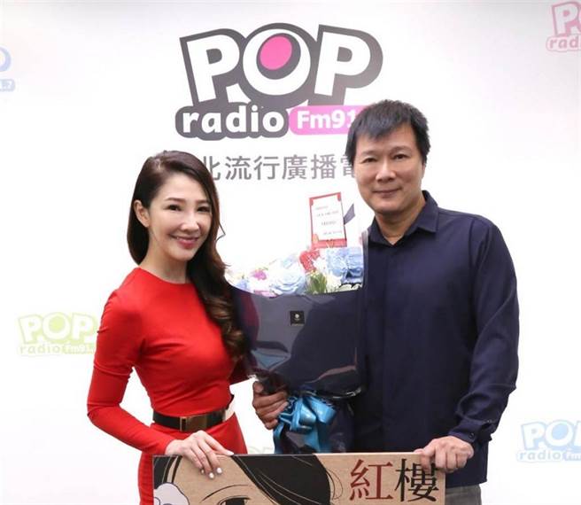 台湾前美女主播林书炜和作家蔡诗萍结婚18年，育有一名宝贝女儿，夫妻俩是演艺圈公认模范夫妻。(图/ 取自中时资料库，POP Radio提供)