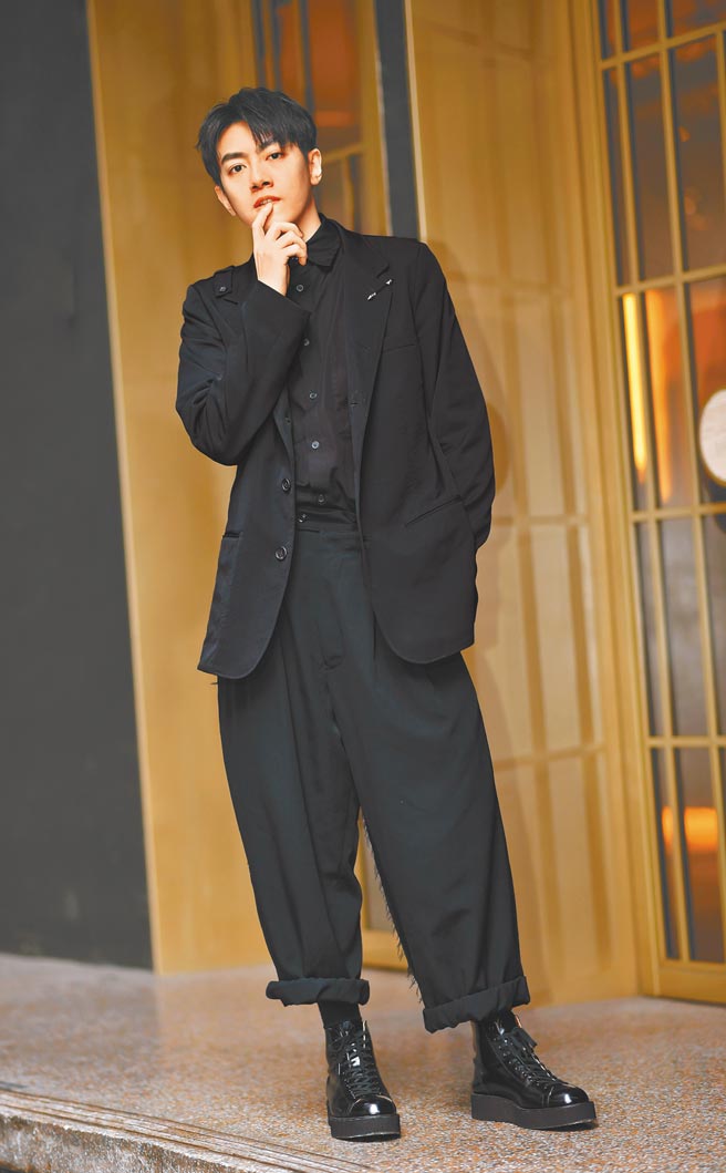 李友廷外型帅气、拥音乐才华，受到粉丝喜爱。（卢祎祺摄）