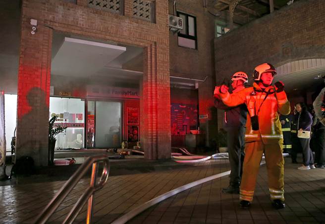 台大女一舍發生火警 。（趙雙傑攝）