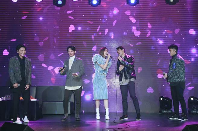 安心亚担任「男人KTV」演唱会嘉宾。（拓骆娱乐提供）