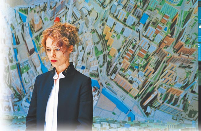 《水漾的女人》靈感來自奧地利作家英格博格巴赫曼（Ingeborg Bachmann）的小說《溫蒂妮》（Undine）。（海鵬影業提供）