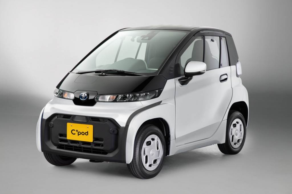 續航力150km、極速60km/h，Toyota 雙人座超小型EV「C＋pod」日本限定販售