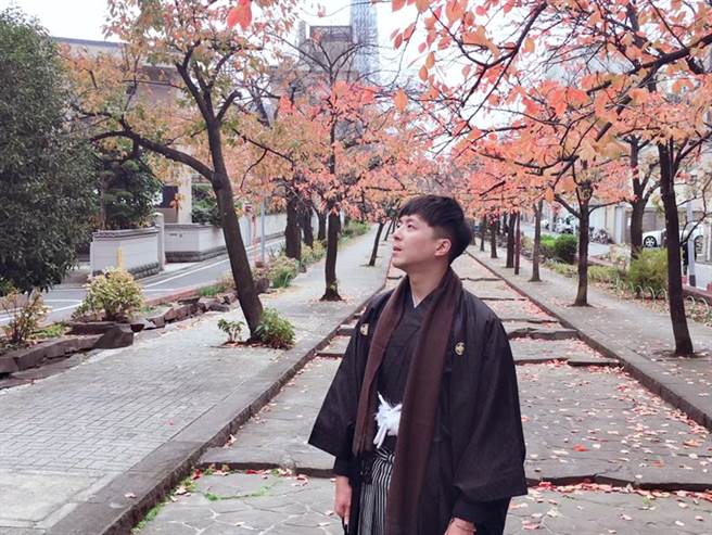 陳家駿曾經是專業醫療儀器業務，後來為累積財富、助人圓夢，選擇轉職加入永慶房屋。(圖/永慶房屋提供)