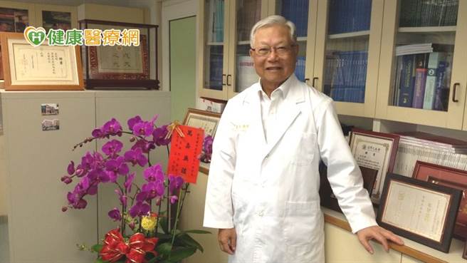 长庚医院名誉院长黄国恩医师。(图/健康医疗网提供)