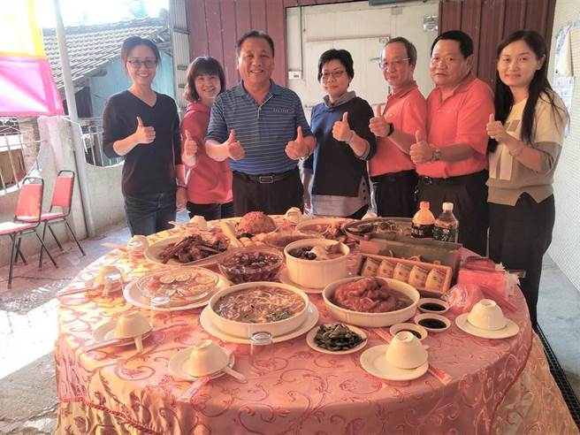 考慮新冠肺炎疫情，高雄市內門區農會連續多年推出「初二回娘家」辦桌活動，今年取消。（本報資料照片）
