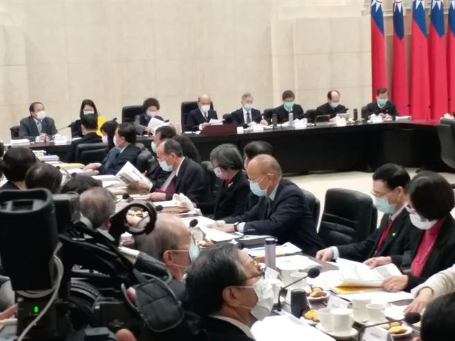 监院赴政院巡察(张理国摄)