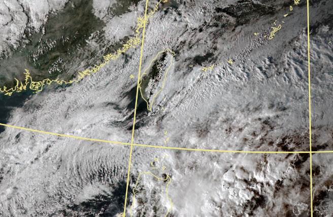 气象局指出，周三(30日)寒流迅速南下后，全台气温会明显下降，全台16县市亮起橙色灯号，低温恐6度以下。(图取自气象局)