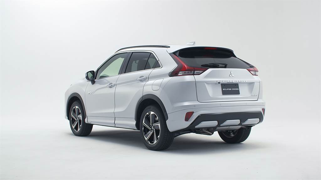與日本近乎零時差，Mitsubishi Eclipse Cross 小改款 1.5 汽油規格將於 1/7 線上發表！
