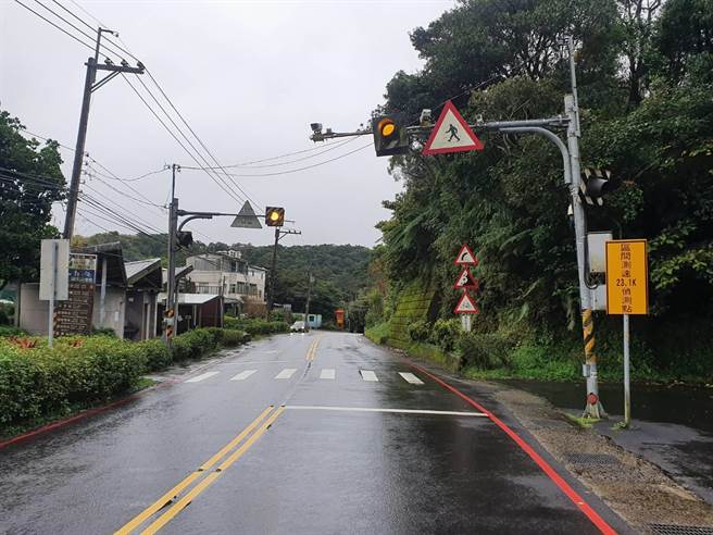 新北市交通大队今（29日）表示，新北市区间平均速率执法设备率先通过国家检测，为维护市民交通安全将持续执法、扩大办理。（新北市交大提供）