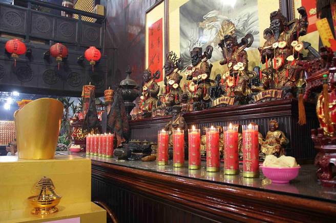 金山财神庙财务长黎清美遭法官依业务侵占罪，处有期徒刑2年6月。（图／翻摄脸书 金山财神庙粉专）