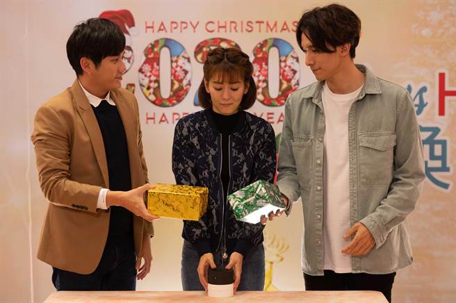 黄靖伦(左)和张瀚元(右)剧中同时喜欢王沛语。（TVBS提供）