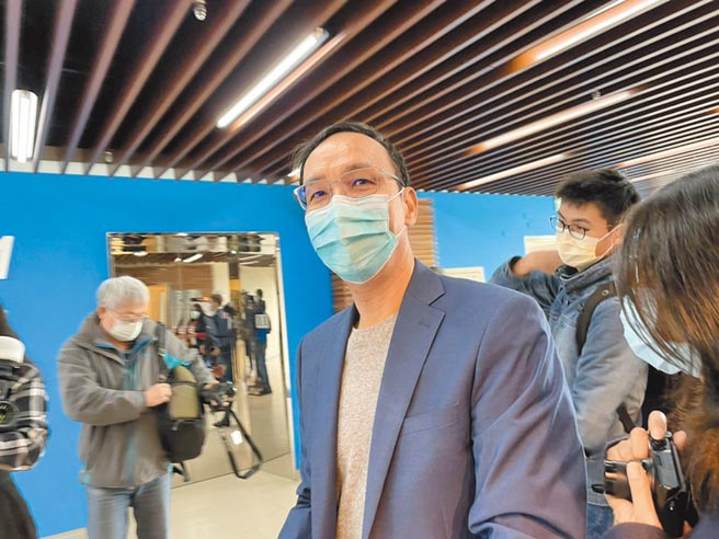 前国民党主席朱立伦28日前往辅仁大学演讲，比较台湾和韩国的软、硬实力。（李俊淇摄）