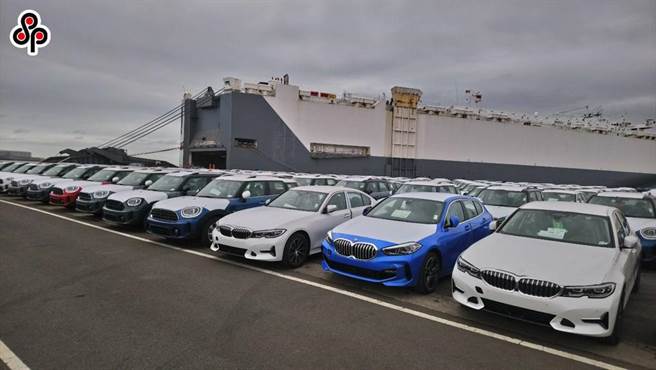 行政院消费者保护会通过经济部研拟「汽车买卖定型化契约应记载及不得记载事项」的修正草案，只要在180天内有突然起火燃烧、或身体健康安全之虞之重大瑕疵，经送修2次未修復、4次以上维修仍无法回復正常机能或累积无法使用日数达30日以上消费者则可要求解约或更换新车。（报系资料照）