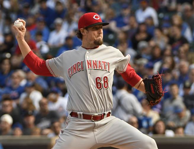 乐天桃猿新洋投猛快曾效力大联盟天使队。（美联社资料照）