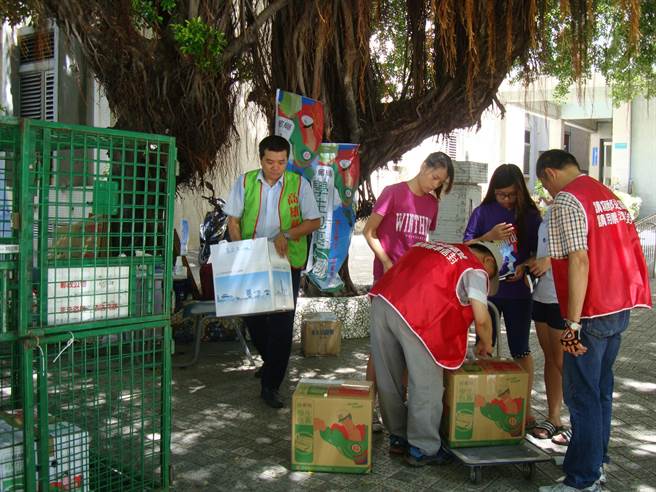 寒假学生包裹优惠。（中华邮政提供）