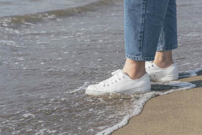 MUJI防泼水休閒鞋再度蝉连热销Top1宝座。图／无印良品提供