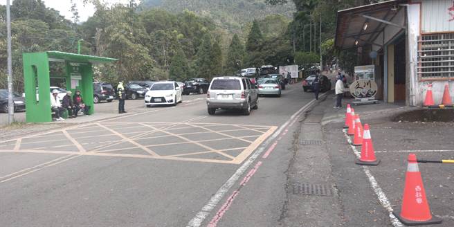新年年假、農曆年春節期間，梅嶺風景區聯外道路將進行交通管制。（台南市玉井警分局提供／劉秀芬台南傳真）
