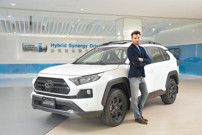 TOYOTA全新RAV4跃野冒险版以更阳刚霸气的设计风格，提供消费者更多元选择，售价116.9万元。（和泰汽车提供）