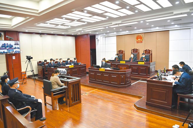 人脸辨识涉及隐私，司法保障仍有不足。图为庭审现场。（中新社）