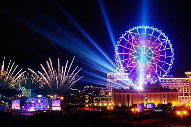 义大世界宣布，跨年晚会改为线上直播，仅开放义大皇家酒店等跨年住房套装专案的房客，及义大别墅社区住户以实名制入场。（义大世界提供／林雅惠高雄传真）