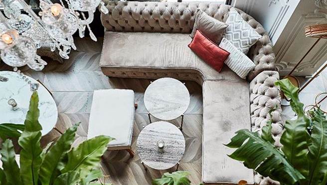 不知道带妹子去哪里装逼？OPIUM Champagne Bar 网美的香槟秘境（图／BEEN蜂报提供）