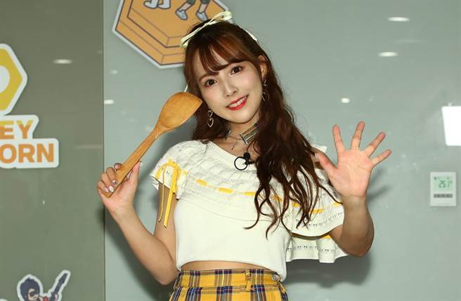 三上悠亚外型甜美、身材火辣。(图／本报系资料照)