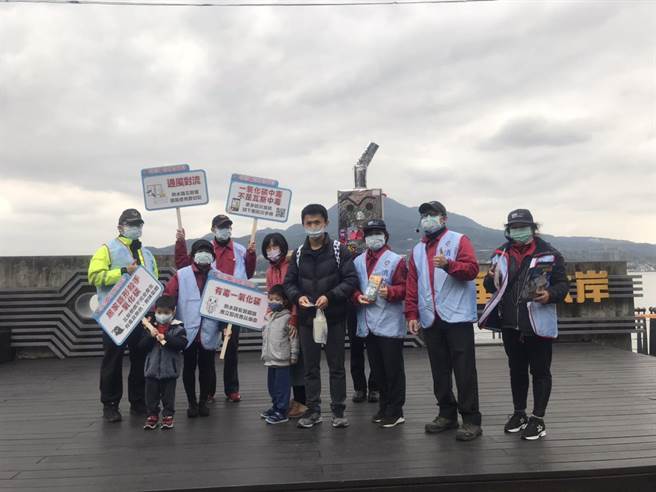 跨年夜霸王冷气团来临　消防第三大队宣导「防一氧化碳中毒」（消防局提供／戴上容新北传真）