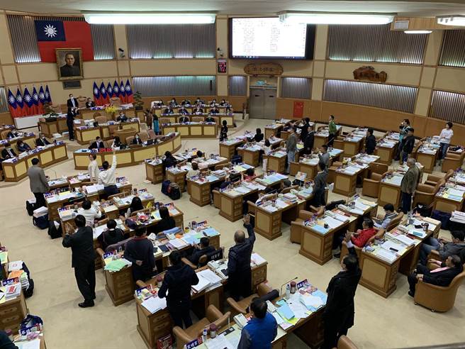新北市议会国民党团日前以人数优势通过增订莱猪零验出自治条例。（本报资料照）