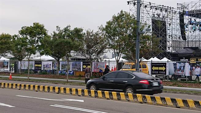 台中市政府举办的「犇向幸福！2021台中跨年夜」，水湳中央公园场改为线上直播，不开放民眾入场。（警方提供）