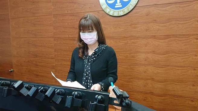 台南地院庭长林臻娴说明曾文彦判决死刑理由。（程炳璋摄）